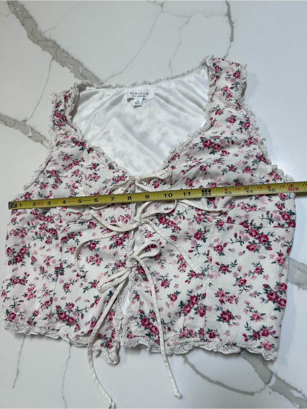Kirious Cream Floral Lace-Up Crop Top - Picture 5 of 6